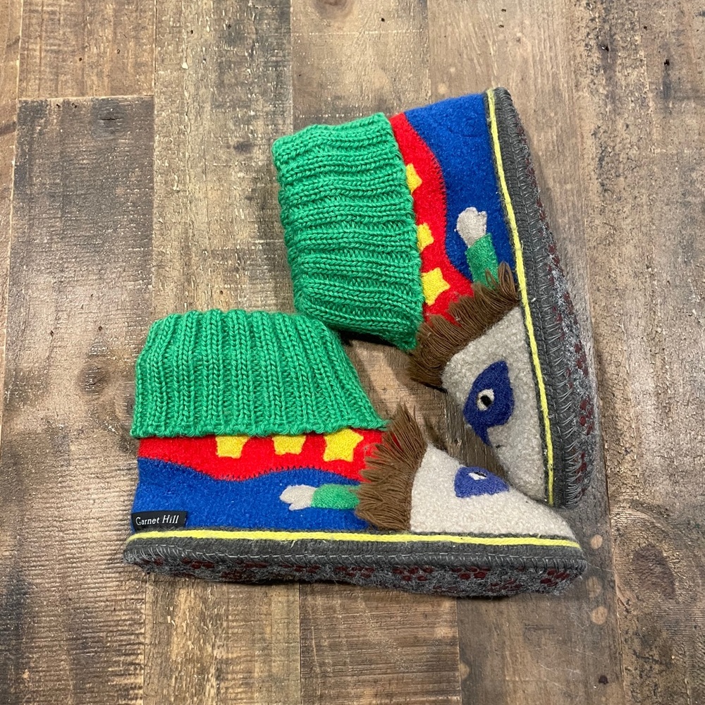 Garnet Hill kids slippers Hero size 2 100% wool
